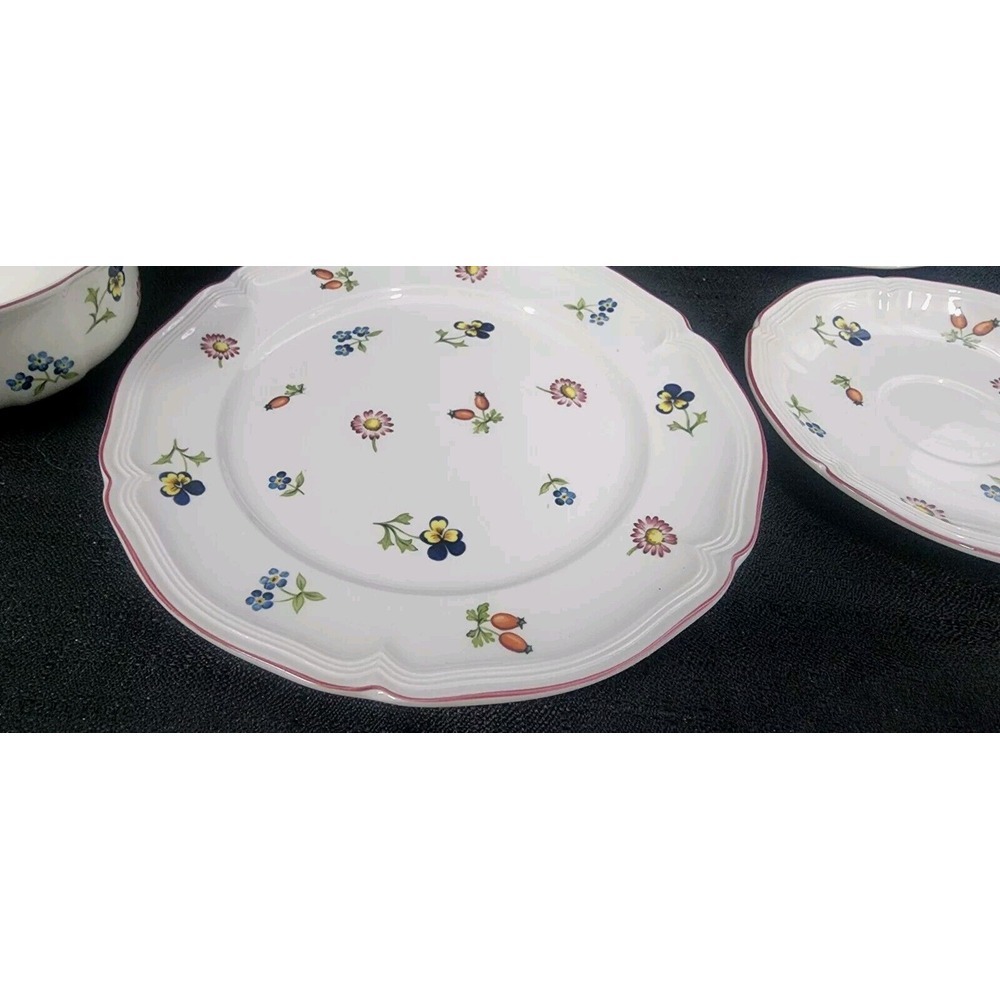 PETITE FLEUR Villeroy & Boch 8pc Set Salt Pepper Shaker Plates Bowls Saucers - Picture 3 of 15